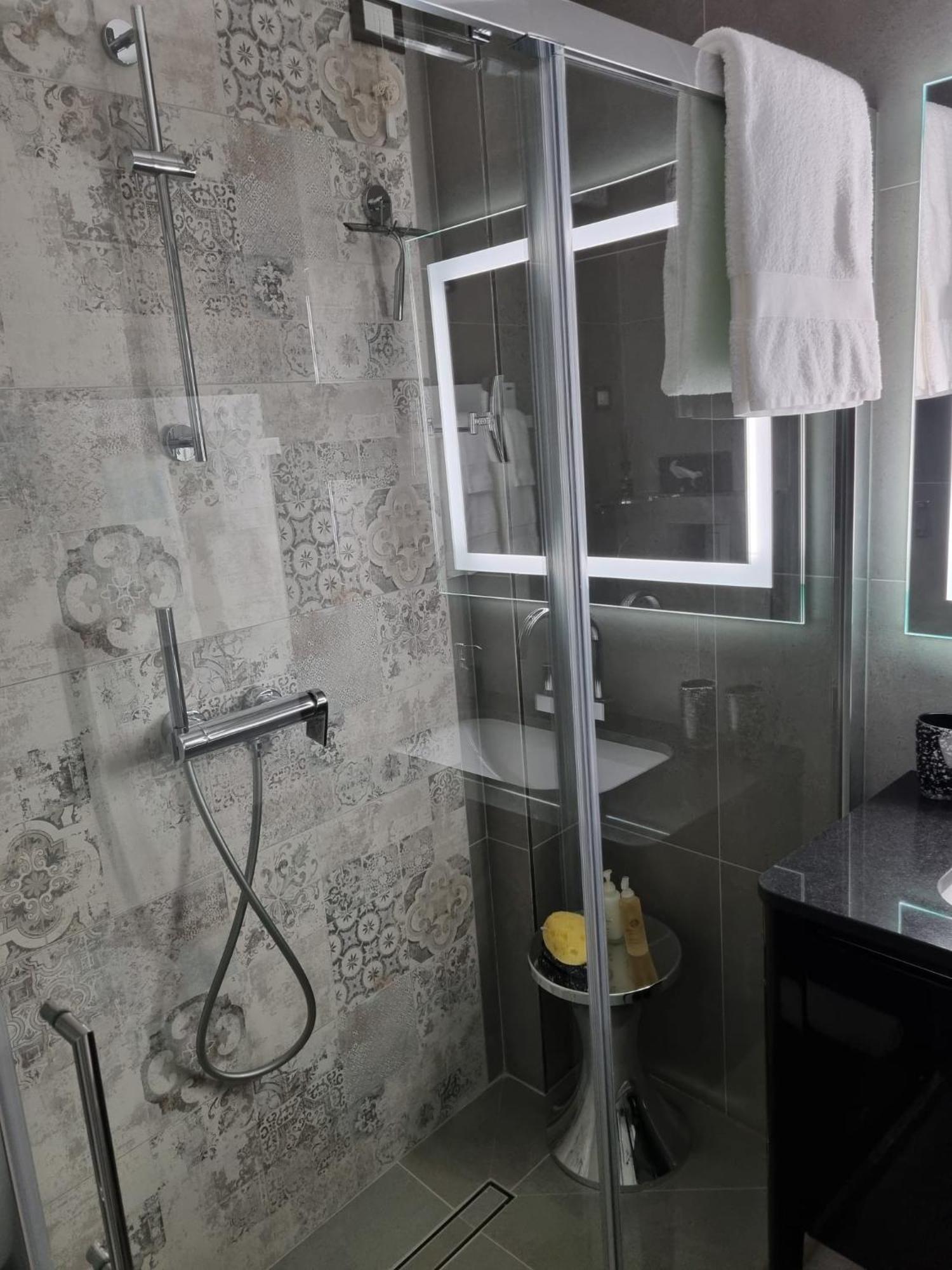 Palms Luxury Suites Sanremo Eksteriør bilde